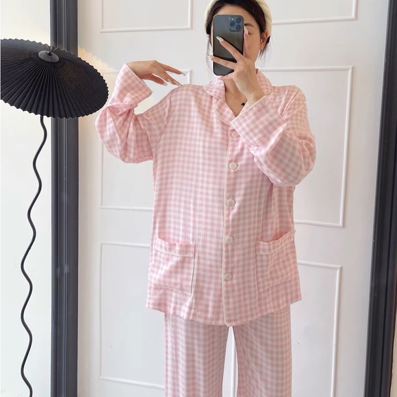 Sleep wear set🦩 - Picture 2 of 4